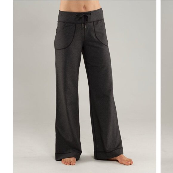 LULULEMON Still Pant Heathered Black size 2 - Picture 1 of 9